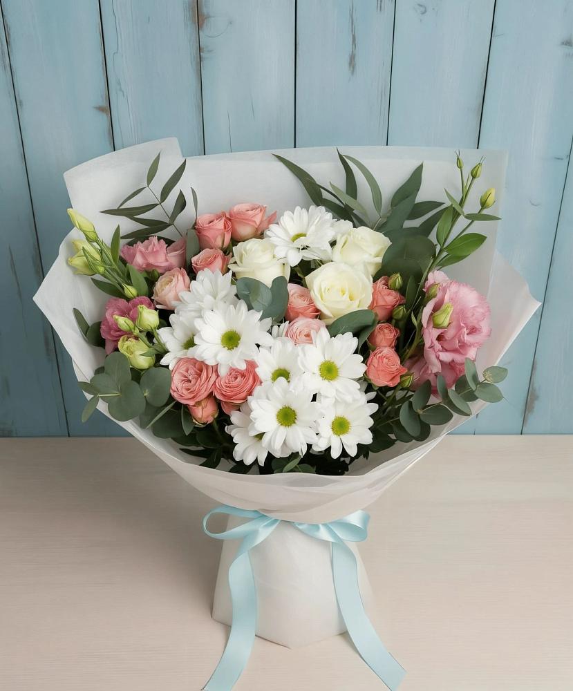 Букет цветов из: Розы, Лизиантусы и Хризантемы в Нижнесортымском