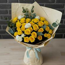 Букет цветов из:  Розы в Нижнесортымском