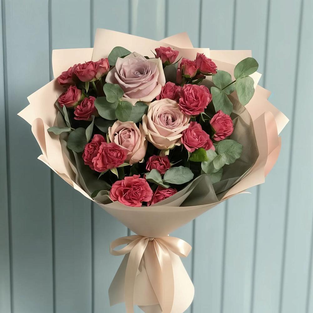 Букет цветов из: Гвоздики и Розы в Нижнесортымском