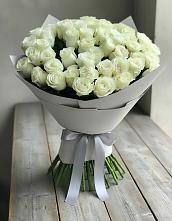 Букет 35 Белых роз в Нижнесортымском