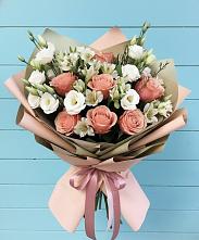 Букет цветов из:  Розы, Альстромерии и Лизиантусы #REPLACE_PRED# Нижнесортымском