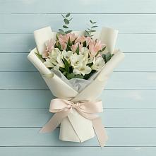 Букет цветов из:  Альстромерии в Нижнесортымском