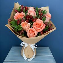 Букет цветов из:  Розы и Альстромерии в Нижнесортымском