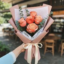 Букет цветов из:  Розы в Нижнесортымском