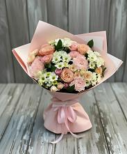 Букет цветов из:  Гвоздики, Розы и Хризантемы в Нижнесортымском