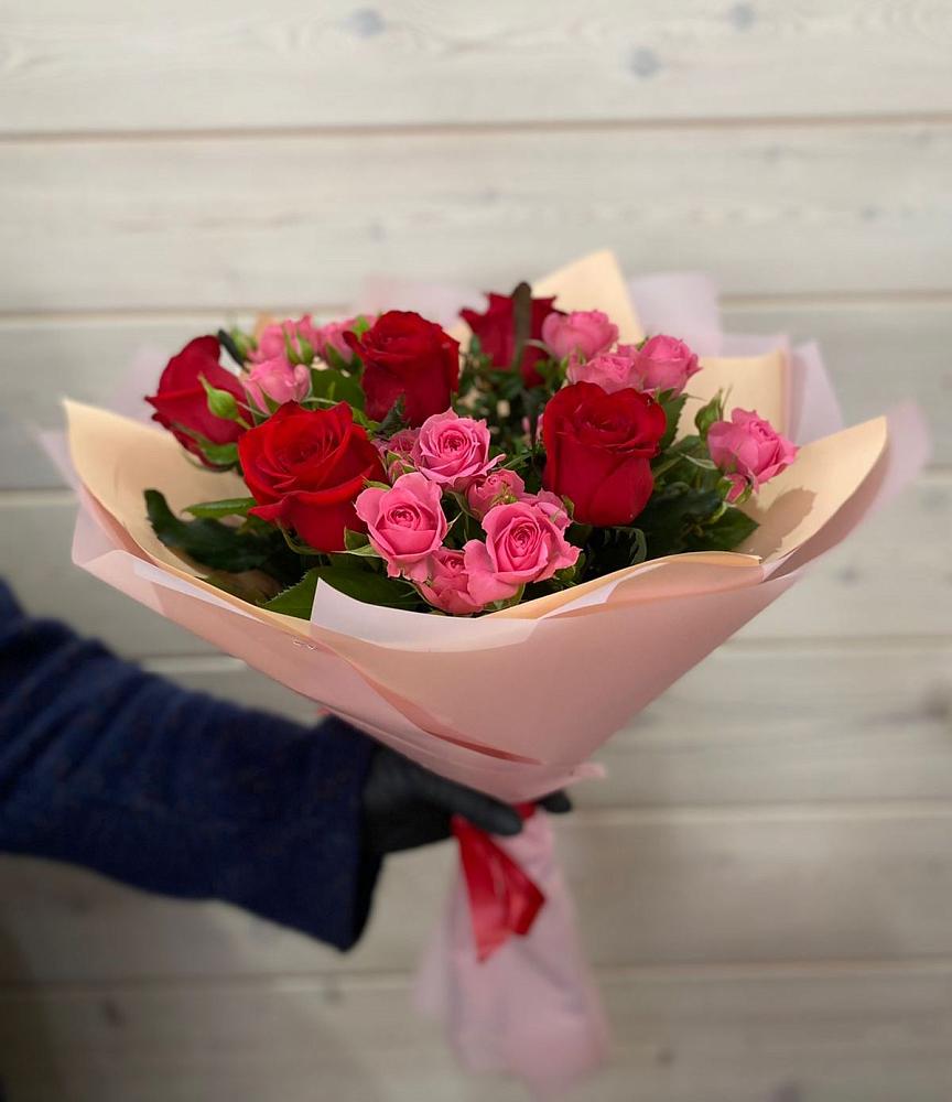 Букет цветов из: Розы в Нижнесортымском