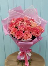 Букет 15 Розовых роз Равель в Нижнесортымском