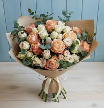 Букет цветов из:  Альстромерии и Розы в Нижнесортымском