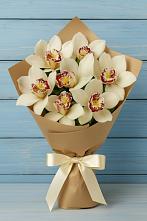 Букет цветов из:  Орхидеи и Розы в Нижнесортымском